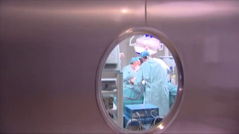 Hospitales y aseguradoras plantean una inversi&oacute;n estatal de 1.500 millones de euros 