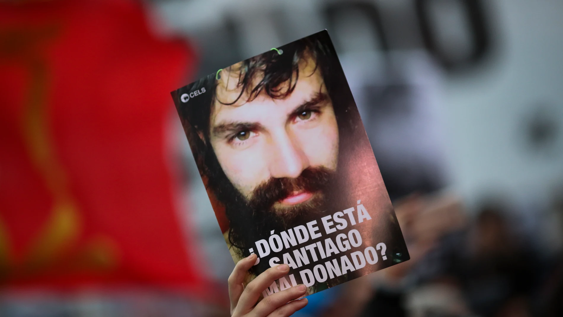 Manifestantes exigen al Gobierno esclarecer la desaparición de Santiago Maldonado Manifestantes exigen al Gobierno esclarecer la desaparición de Santiago Maldonado