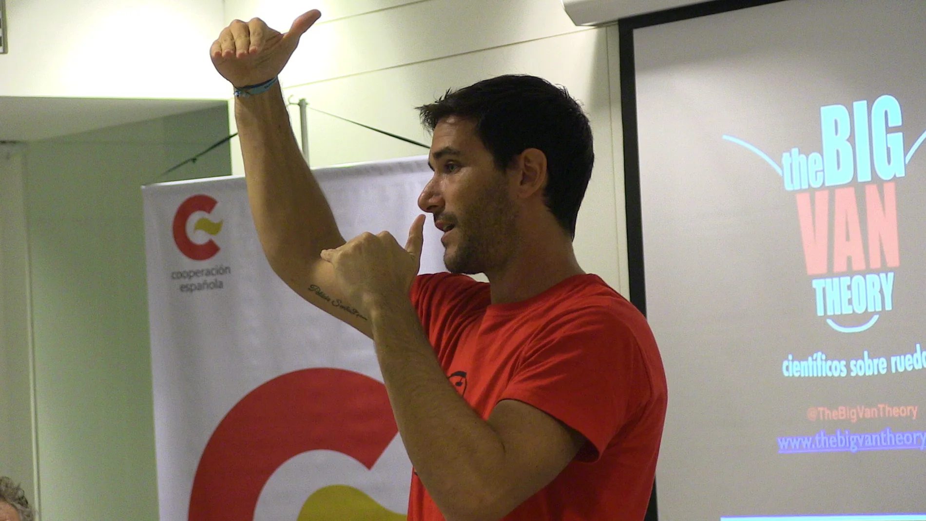 El físico y youtuber español Javier Santaolalla El físico y youtuber español Javier Santaolalla