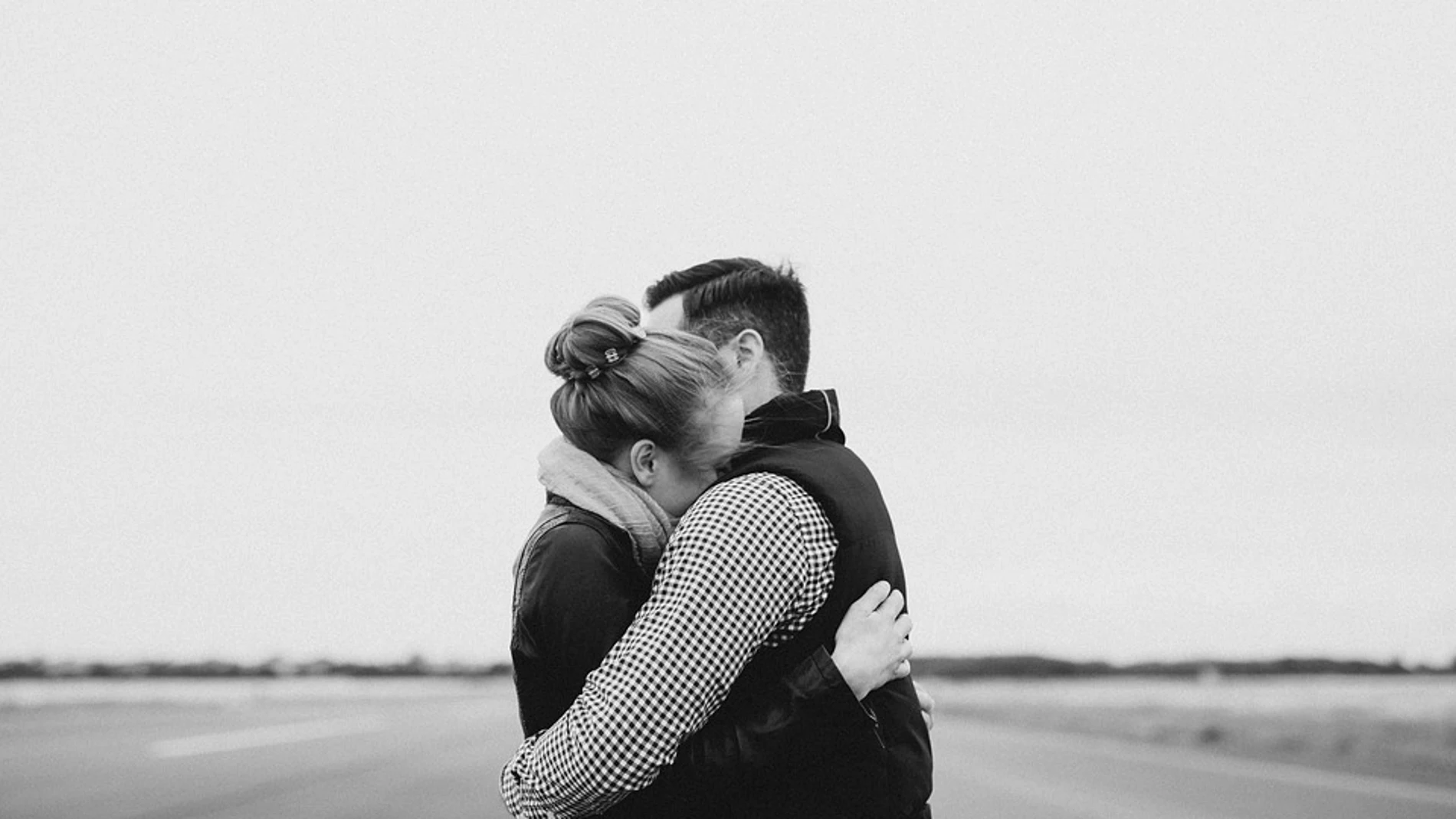 Día Internacional del Abrazo 2021: El coronavirus nos deja sin abrazos, ¿cómo nos afecta? Día Internacional del Abrazo 2021: El coronavirus nos deja sin abrazos, ¿cómo nos afecta?