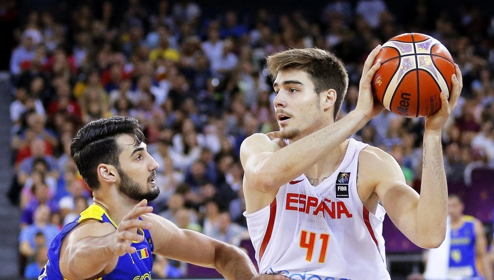 Juancho Hernangómez, durante el partido contra Rumanía