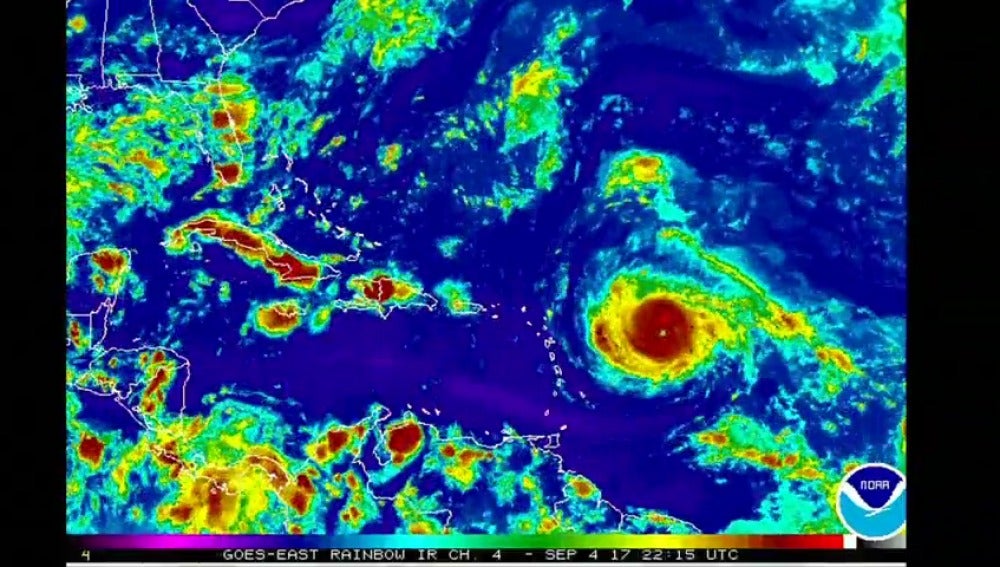 Irma se convierte en huracán de categoría cuatro en su ruta hacia el Caribe