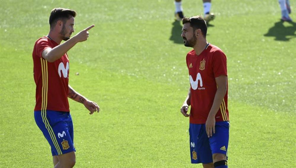 Saúl y Villa en el entrenamiento de la Selección