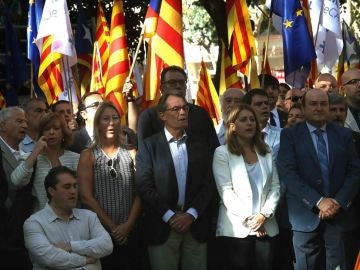 Artur Mas junto a los dirigentes del PDECAT, Marta Pascal y David Bonvehi