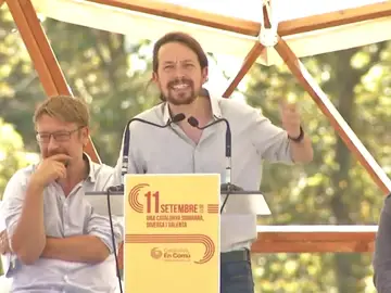 Iglesias pide una alianza con el PSOE y ERC para "echar" al PP y solucionar el problema catalán Iglesias pide una alianza con el PSOE y ERC para "echar" al PP y solucionar el problema catalán