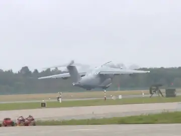 Regresamos en A-420 con el destacamento español desplegado en Estonia Regresamos en A-420 con el destacamento español desplegado en Estonia