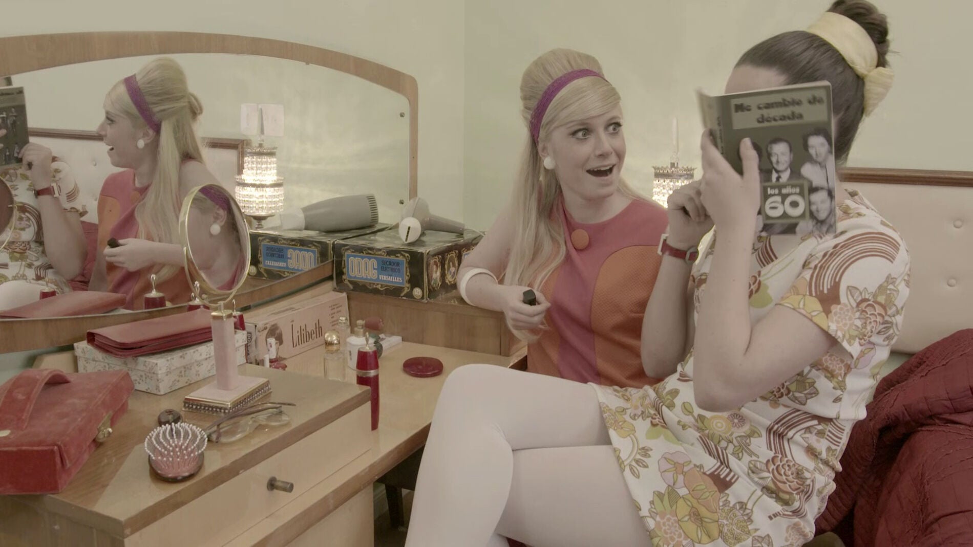 Toqueteos impuros y carabinas en el guateque que despide los a&ntilde;os 60 