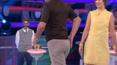Arturo Valls presume de culo en el especial de '¡Ahora Caigo!'