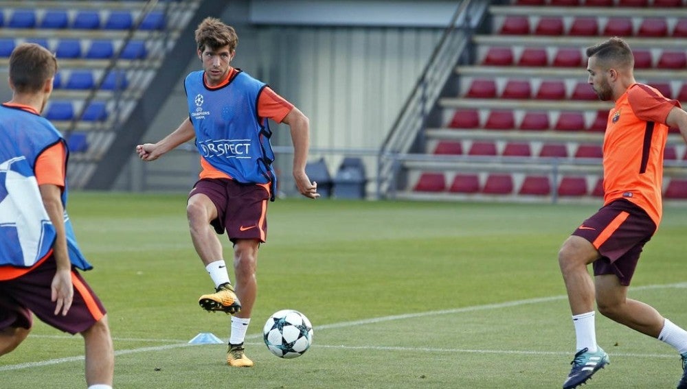 Sergi Roberto en el entrenamiento del Barcelona