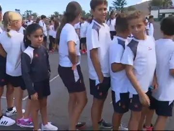 ¿Uniformes iguales para chicos y chicas? ¿Uniformes iguales para chicos y chicas?