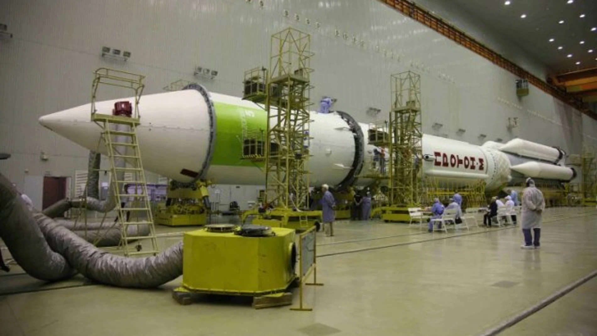 Hispasat lanza su nuevo satélite 'Amazonas 5' Hispasat lanza su nuevo satélite 'Amazonas 5'
