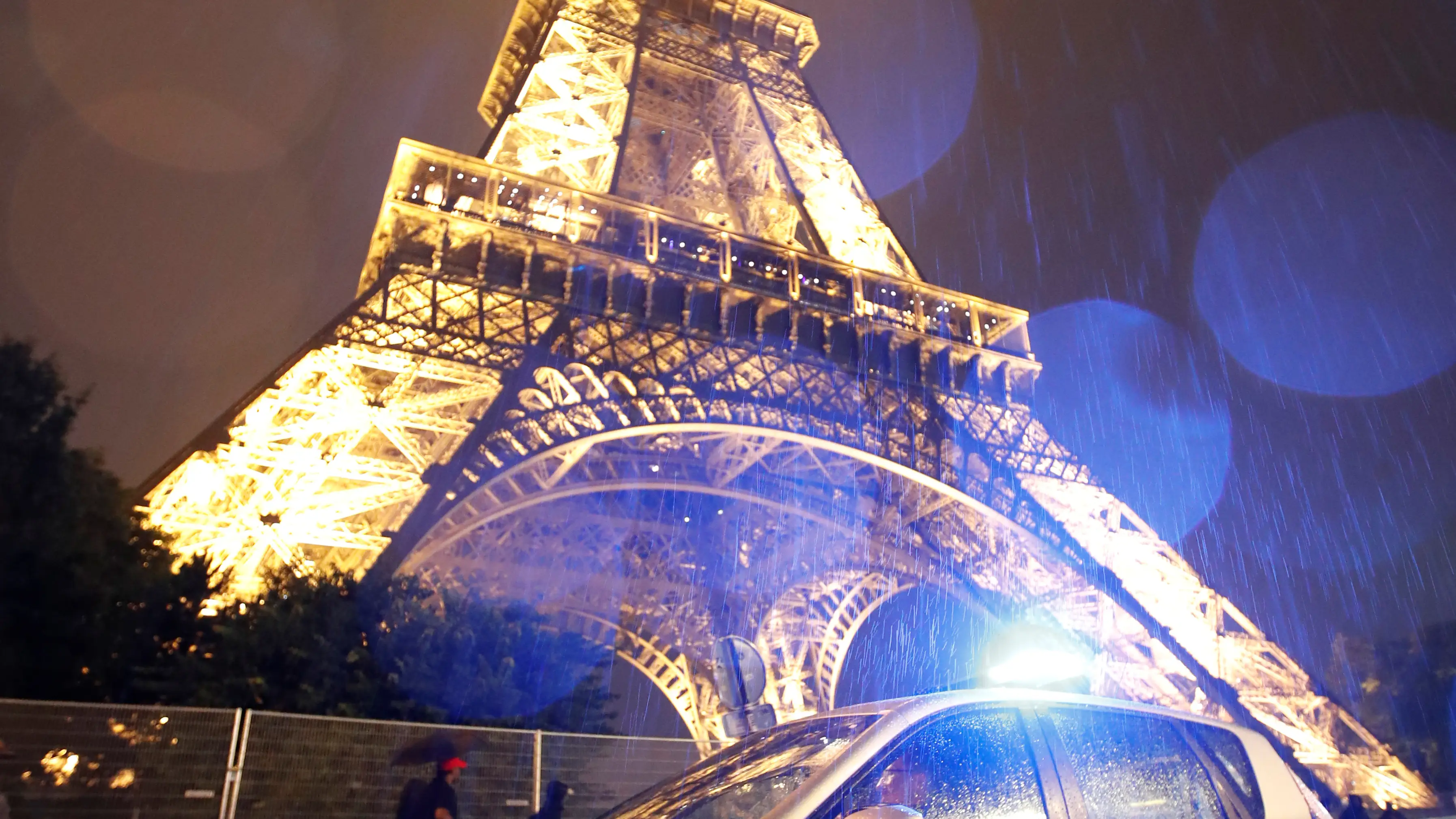 Polic&iacute;a, en Francia