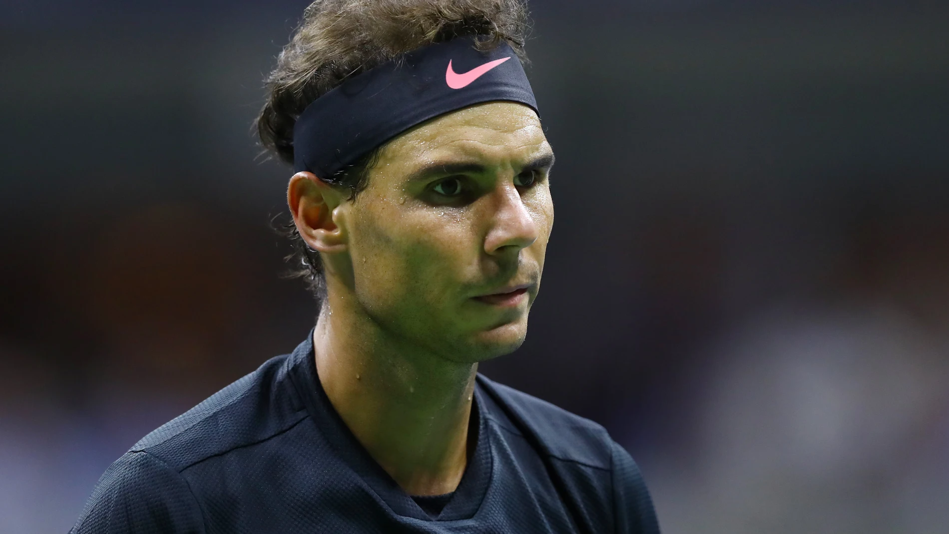 Rafa Nadal, con gesto serio durante un partido Rafa Nadal, con gesto serio durante un partido