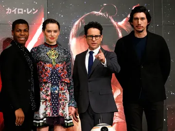 J.J. Abrams y el trío de 'El Despertar de la Fuerza' J.J. Abrams y el trío de 'El Despertar de la Fuerza'