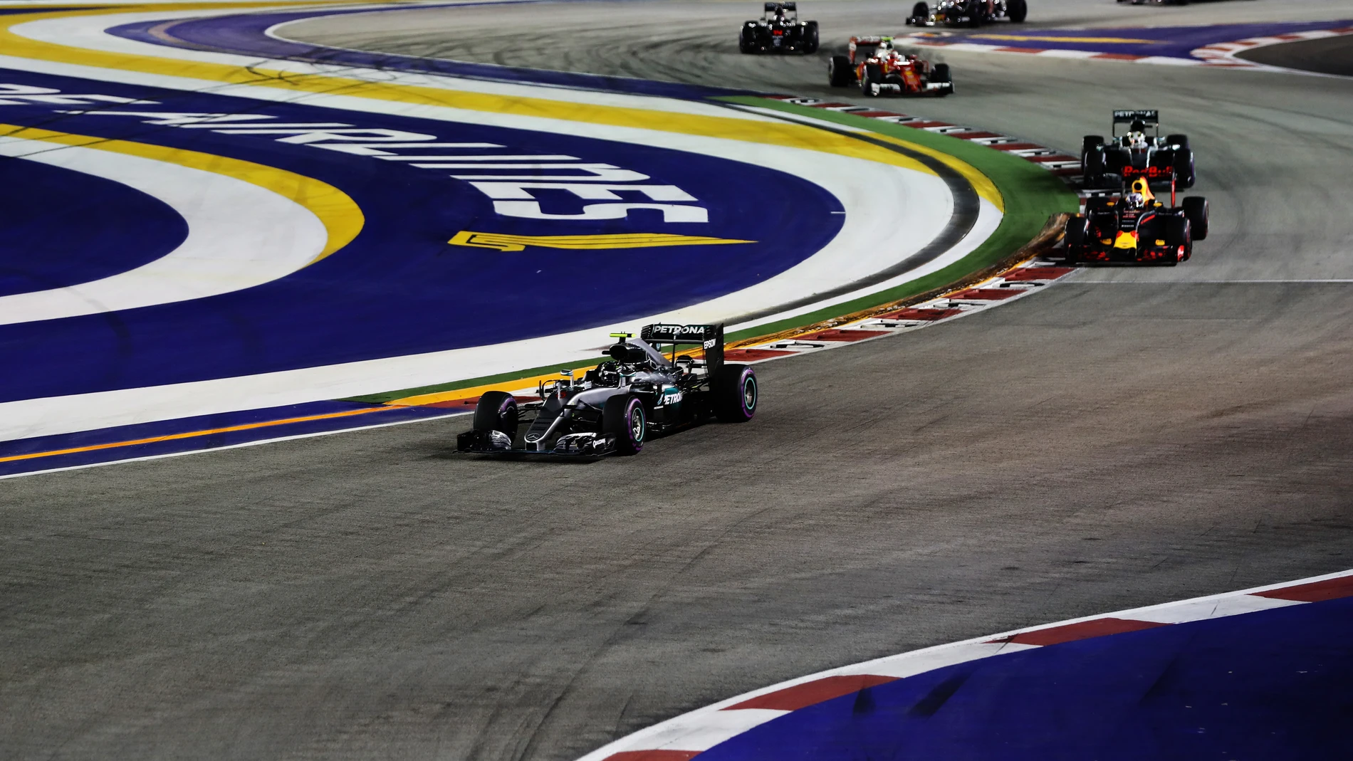 Imagen de la carrera del GP de Singapur de 2016