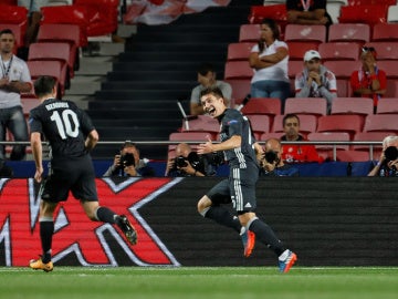 Zhamaletdinov celebra su gol contra el Benfica