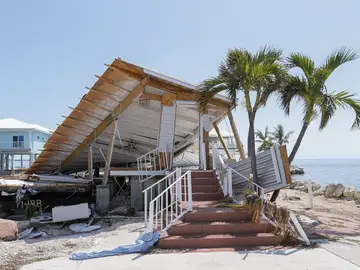 Fotografía de una casa destruída tras el paso del huracán Irma en los Cayos de Florida Fotografía de una casa destruída tras el paso del huracán Irma en los Cayos de Florida