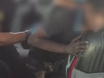 Adolescente marroquí, rescatado por un agente Adolescente marroquí, rescatado por un agente