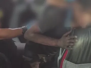 Adolescente marroquí, rescatado por un agente Adolescente marroquí, rescatado por un agente