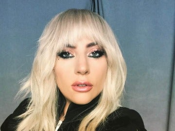 Lady Gaga explica que la enfermedad que padece es fibromialgia