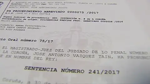 Siete meses de cárcel para un padre que abofeteó a su hija de 15 años por no acatar sus indicaciones educativas Siete meses de cárcel para un padre que abofeteó a su hija de 15 años por no acatar sus indicaciones educativas