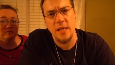 Sentencian a cinco años de libertad vigilada a los padres que publicaban las pesadas bromas a sus hijos en Youtube