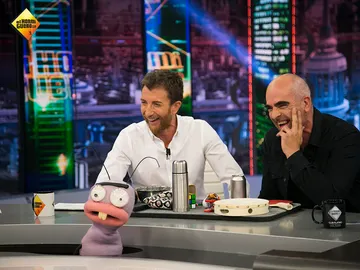 Luis Tosar y Pablo Motos combaten en una batalla de titanes Luis Tosar y Pablo Motos combaten en una batalla de titanes