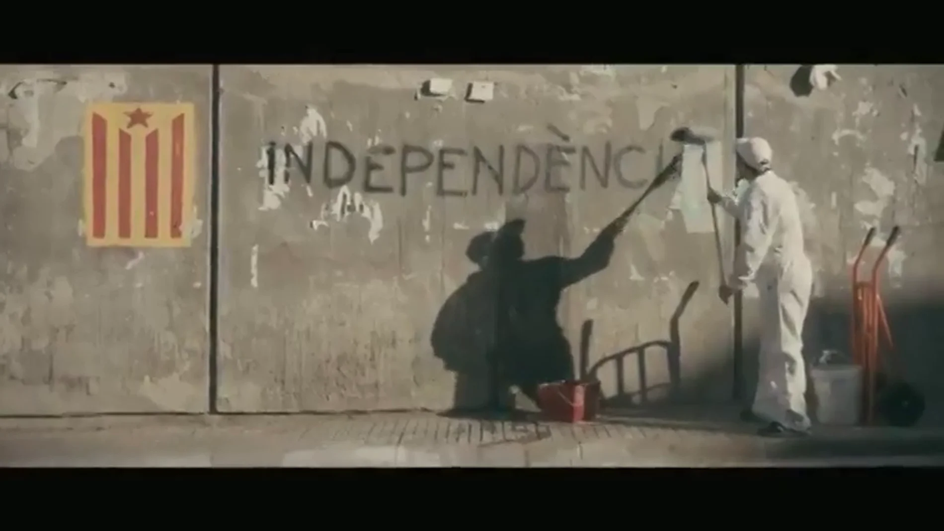 Lanzan un nuevo 'spot' del referéndum durante el primer acto de campaña pese a la prohibición del Tribunal Constitucional Lanzan un nuevo 'spot' del referéndum durante el primer acto de campaña pese a la prohibición del Tribunal Constitucional