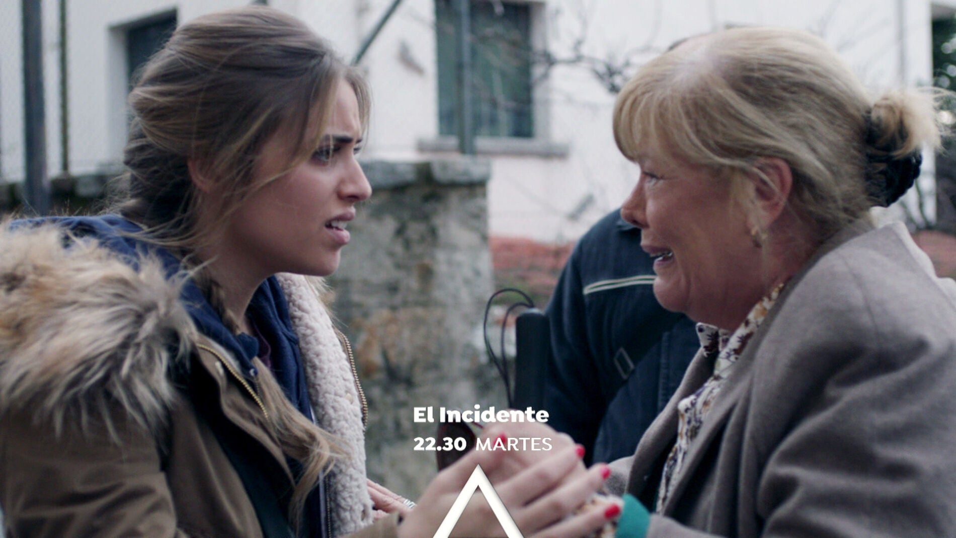 Esther recuperar&aacute; la vista en mitad de los extra&ntilde;os sucesos en el tercer cap&iacute;tulo de 'El Incidente'