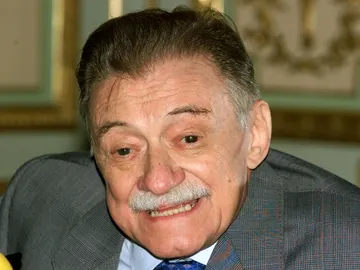 Mario Benedetti presentando en Madrid 'Buzón de tiempo', en 1999 Mario Benedetti presentando en Madrid 'Buzón de tiempo', en 1999