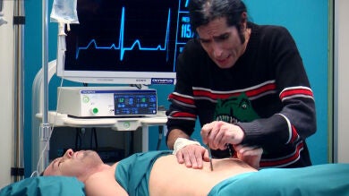 Mario Vaquerizo, de periodista a cirujano profesional en toda regla