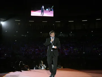 El presidente de la Generalitat, Carles Puigdemont, durante su intervención en el Tarraco Arena El presidente de la Generalitat, Carles Puigdemont, durante su intervención en el Tarraco Arena