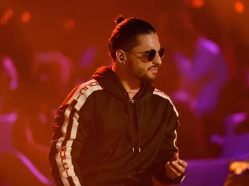 Maluma durante su actuación en los Premios Juventud 2017 Maluma durante su actuación en los Premios Juventud 2017
