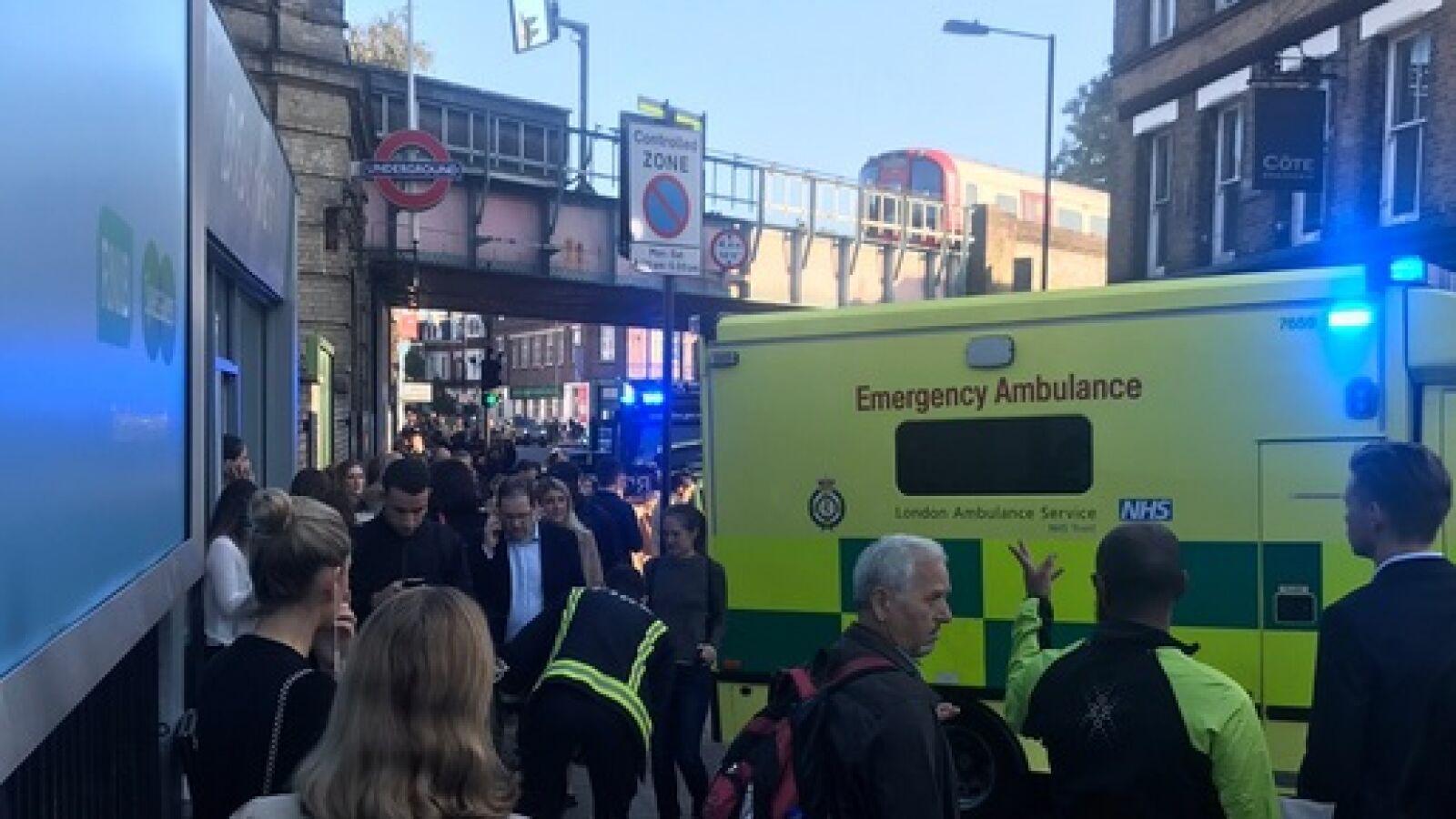 Varios heridos tras una explosión en el Metro de Londres