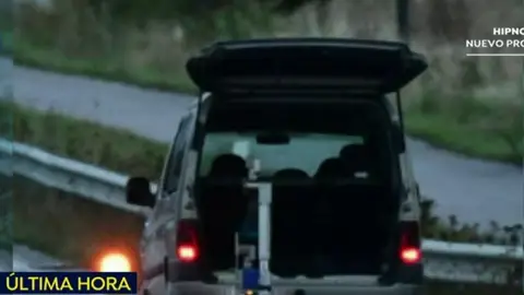 La furgoneta retenida La furgoneta retenida