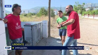 Una familia okupa deja su casa tras la explosión de Alcanar