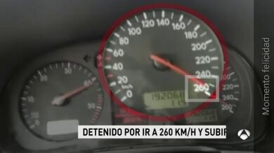 Detenido un joven por grabarse conduciendo a 260 kilómetros en una vía limitada a 70