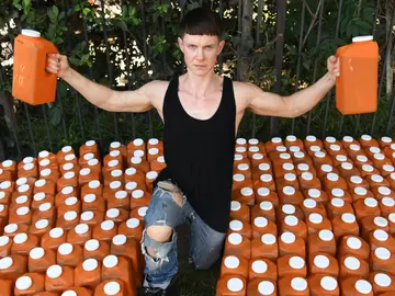 Cassils, artista Cassils, artista