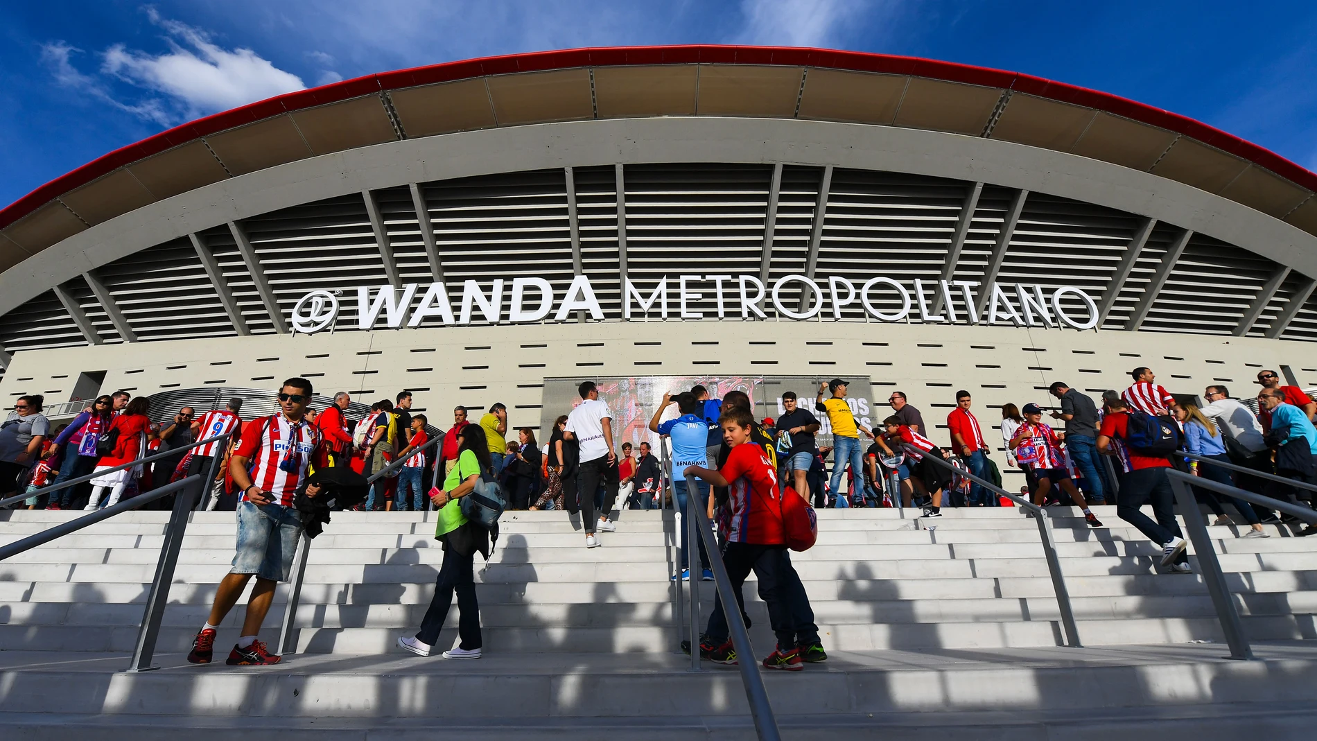El exterior del Wanda Metropolitano a la llegada de los aficionados El exterior del Wanda Metropolitano a la llegada de los aficionados
