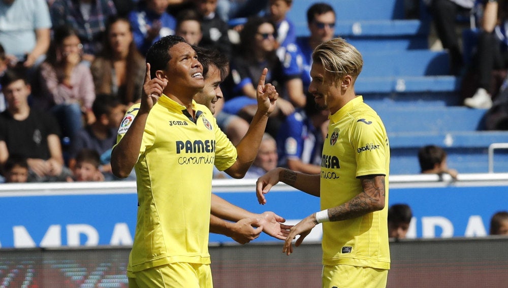 Bacca celebra un gol con el Villarreal