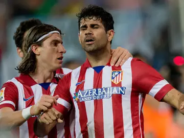 Filipe Luis, junto a Diego Costa Filipe Luis, junto a Diego Costa