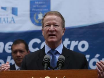 En la imagen, el secretario de Estado de Estados Unidos para Asuntos Narcóticos, William Brownfield