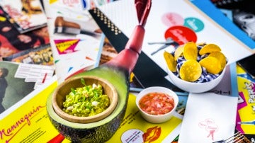 Colorín ochentero y comida rica en Las chicas, los chicos y los maniquís.