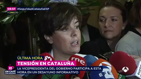 Santamaría, a Puigdemont: "Hasta cuándo vas a seguir abusando y tensionando al pueblo de Cataluña" Santamaría, a Puigdemont: "Hasta cuándo vas a seguir abusando y tensionando al pueblo de Cataluña"