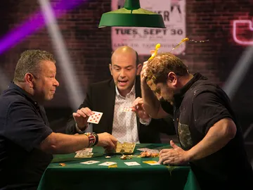 El Monaguillo y Alberto Chicote se enfrentan en la ‘batalla de huevos’ más divertida El Monaguillo y Alberto Chicote se enfrentan en la ‘batalla de huevos’ más divertida