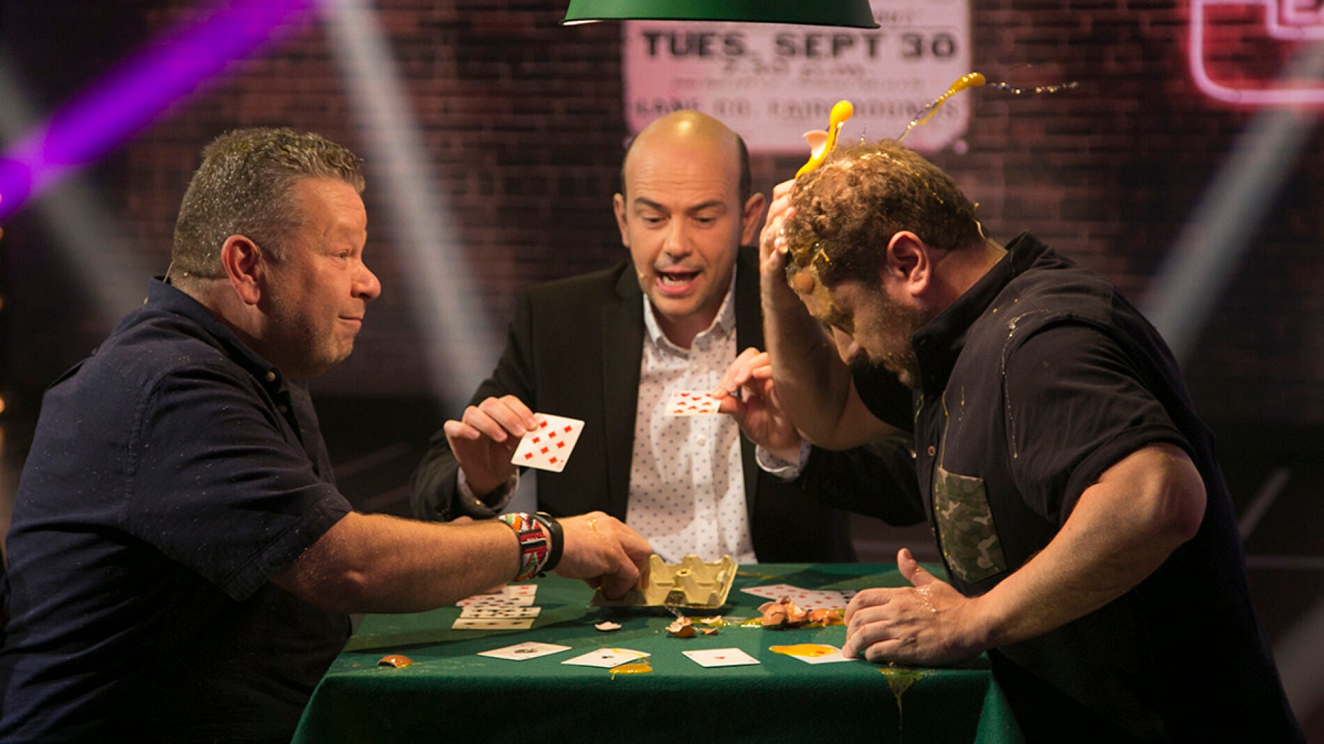 El Monaguillo y Alberto Chicote se enfrentan en la &lsquo;batalla de huevos&rsquo; m&aacute;s divertida 