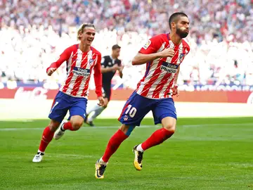 Carrasco y Griezmann celebran un gol Carrasco y Griezmann celebran un gol