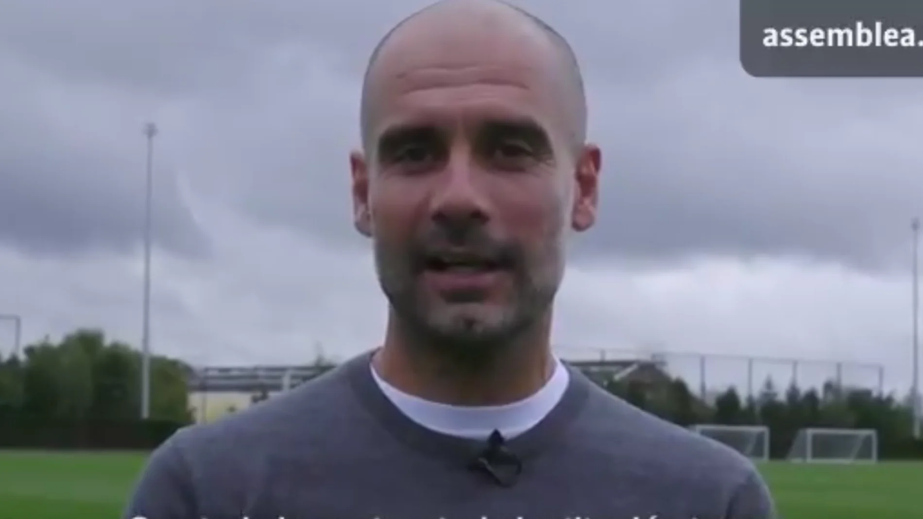Pep Guardiola, durante un vídeo en el que muestra su apoyo al referéndum Pep Guardiola, durante un vídeo en el que muestra su apoyo al referéndum