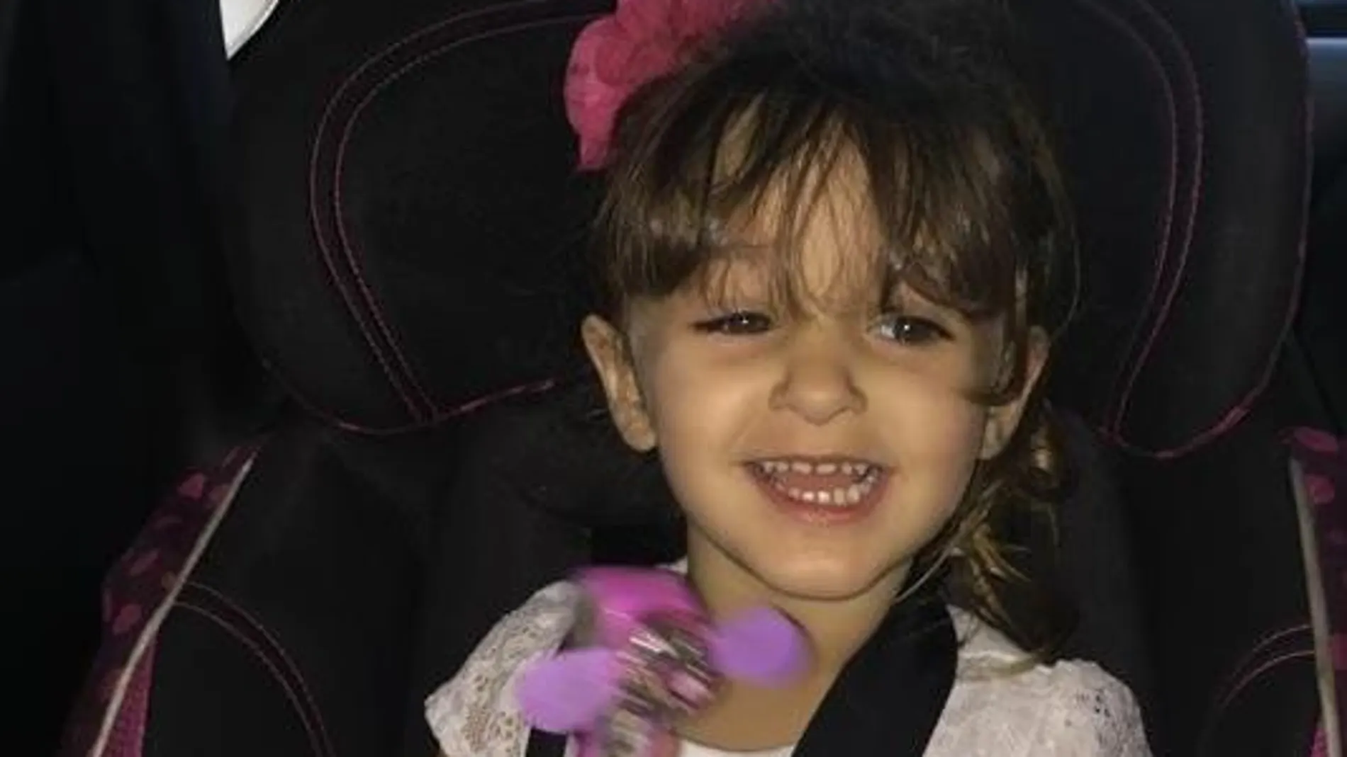 La pequeña Nelly murió accidentamente de un disparo La pequeña Nelly murió accidentamente de un disparo