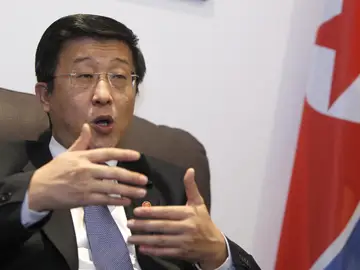 Embajador norcoreano Embajador norcoreano
